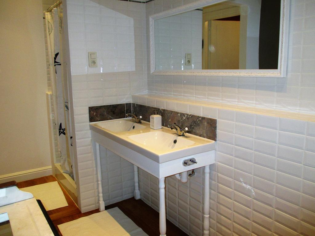 Apartments Suites In أنتويرب المظهر الخارجي الصورة