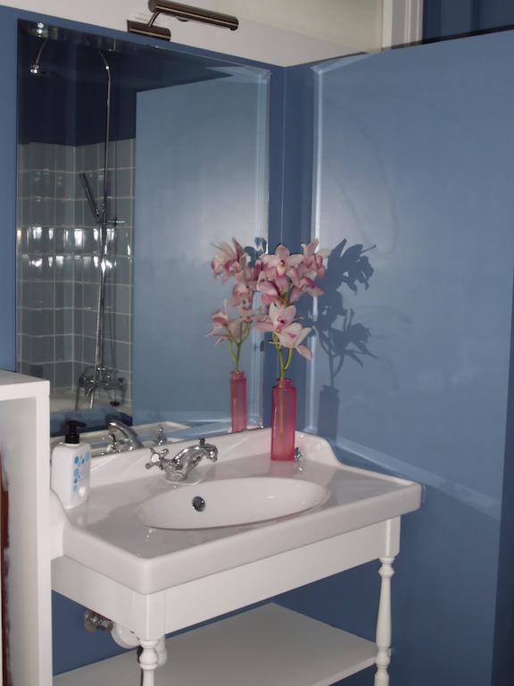 Apartments Suites In أنتويرب الغرفة الصورة