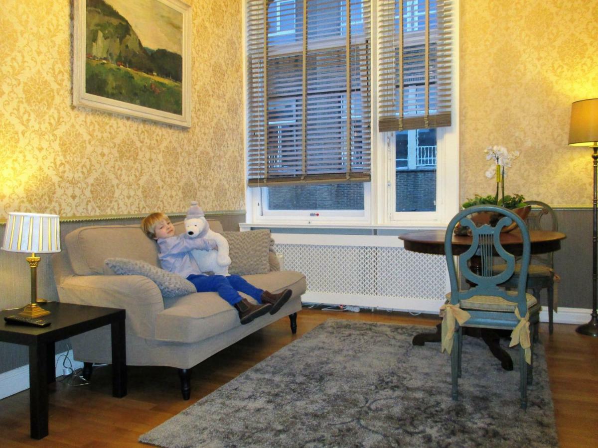 Apartments Suites In أنتويرب الغرفة الصورة